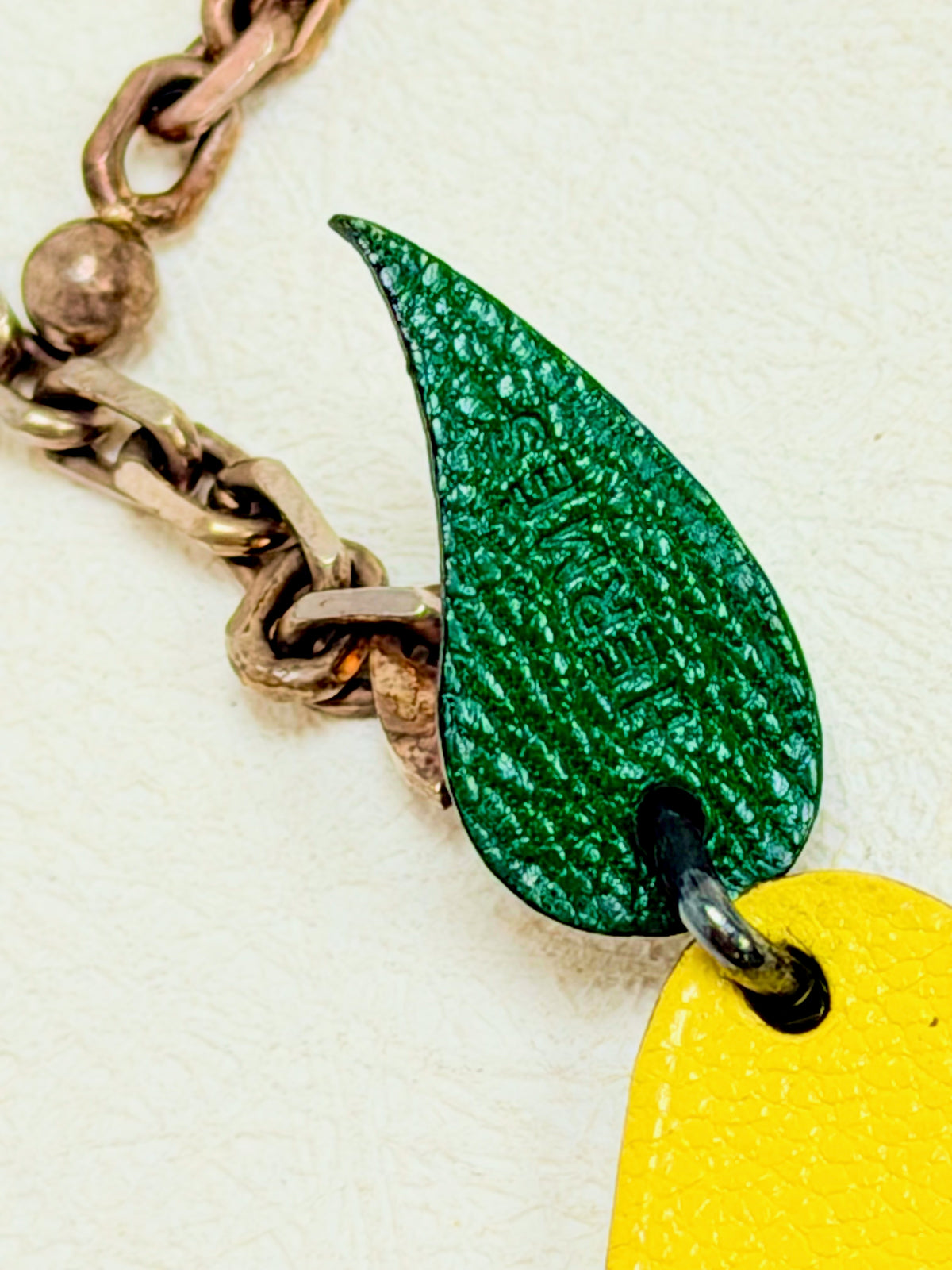 HERMÈS Porte-clés Charm Citron