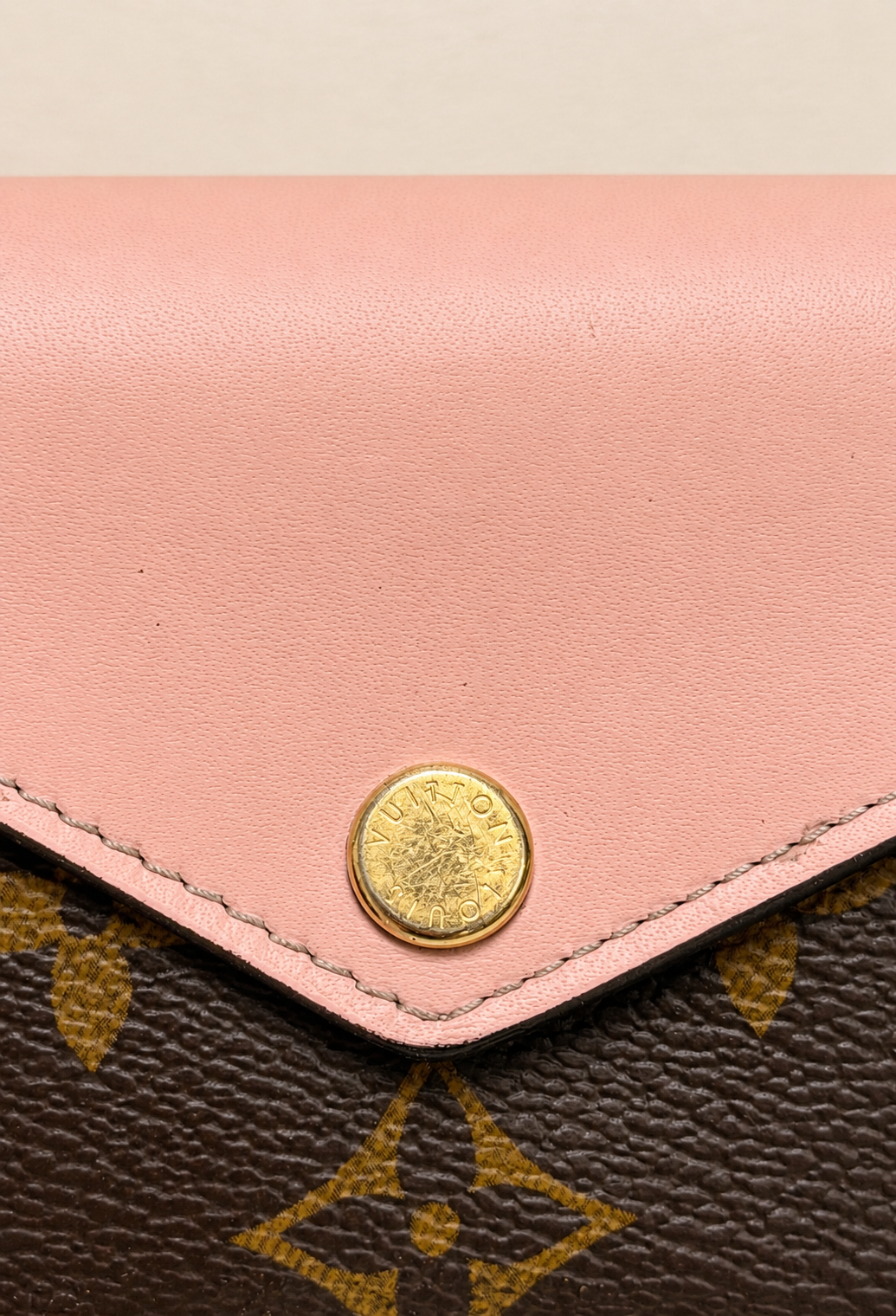 LOUIS VUITTON Porte-monnaie Victorine