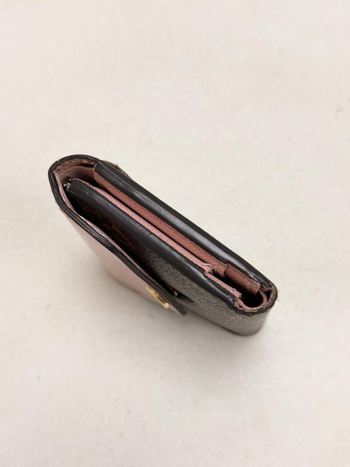 LOUIS VUITTON Porte-monnaie Victorine