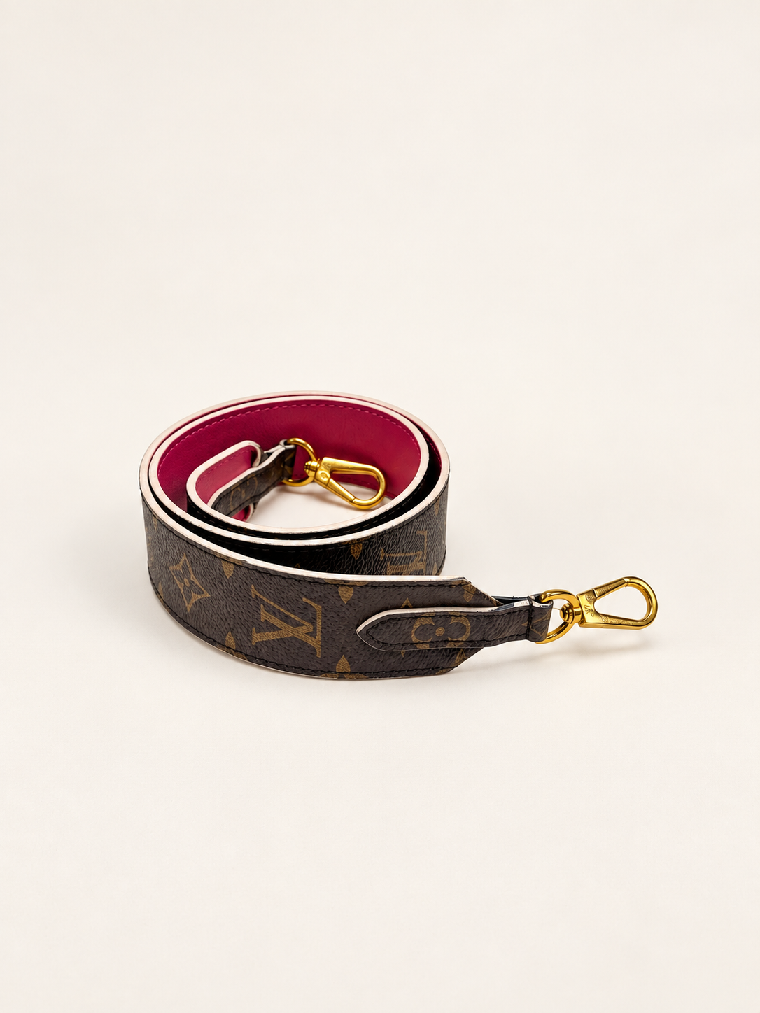 LOUIS VUITTON Bandoulière Monogramme