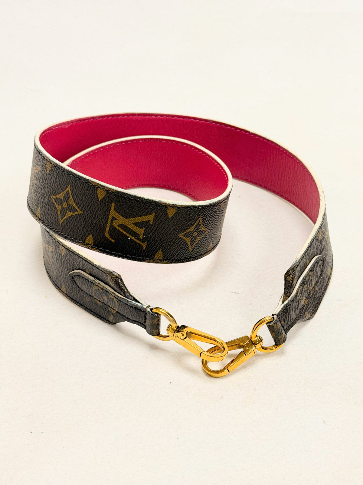 LOUIS VUITTON Bandoulière Monogramme