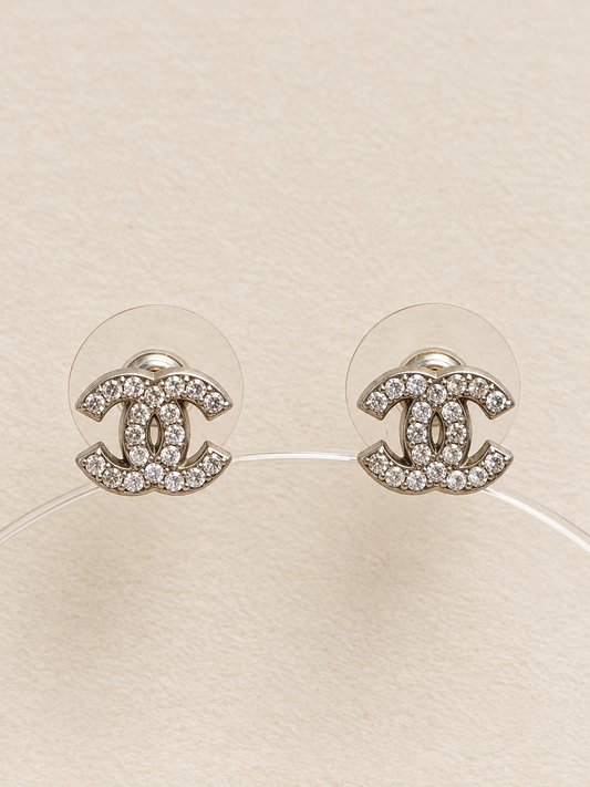 CHANEL Boucles d'oreilles CC