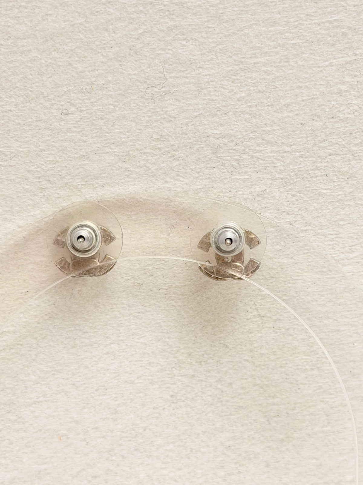 CHANEL Boucles d'oreilles CC