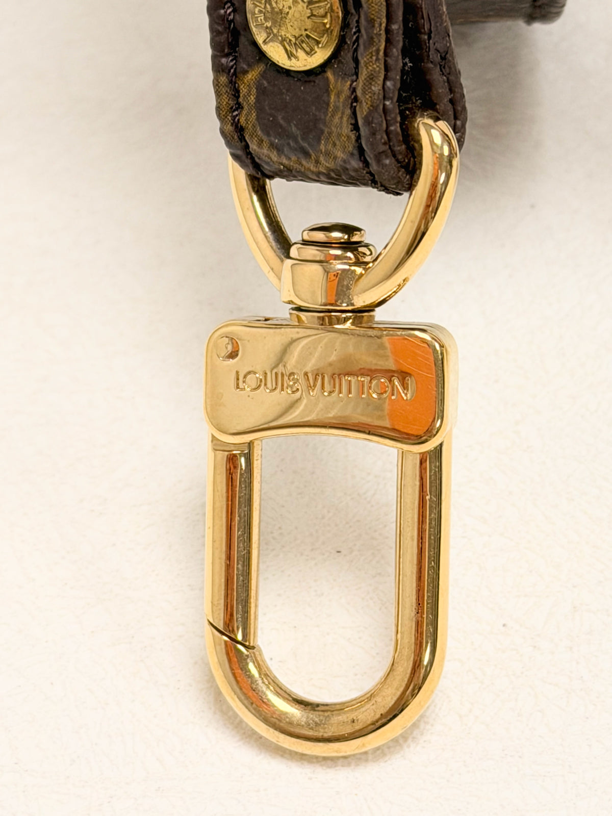 LOUIS VUITTON Bandoulière Monogramme