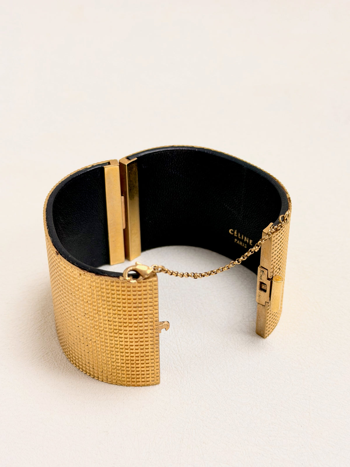 CÉLINE Manchette Minimaliste