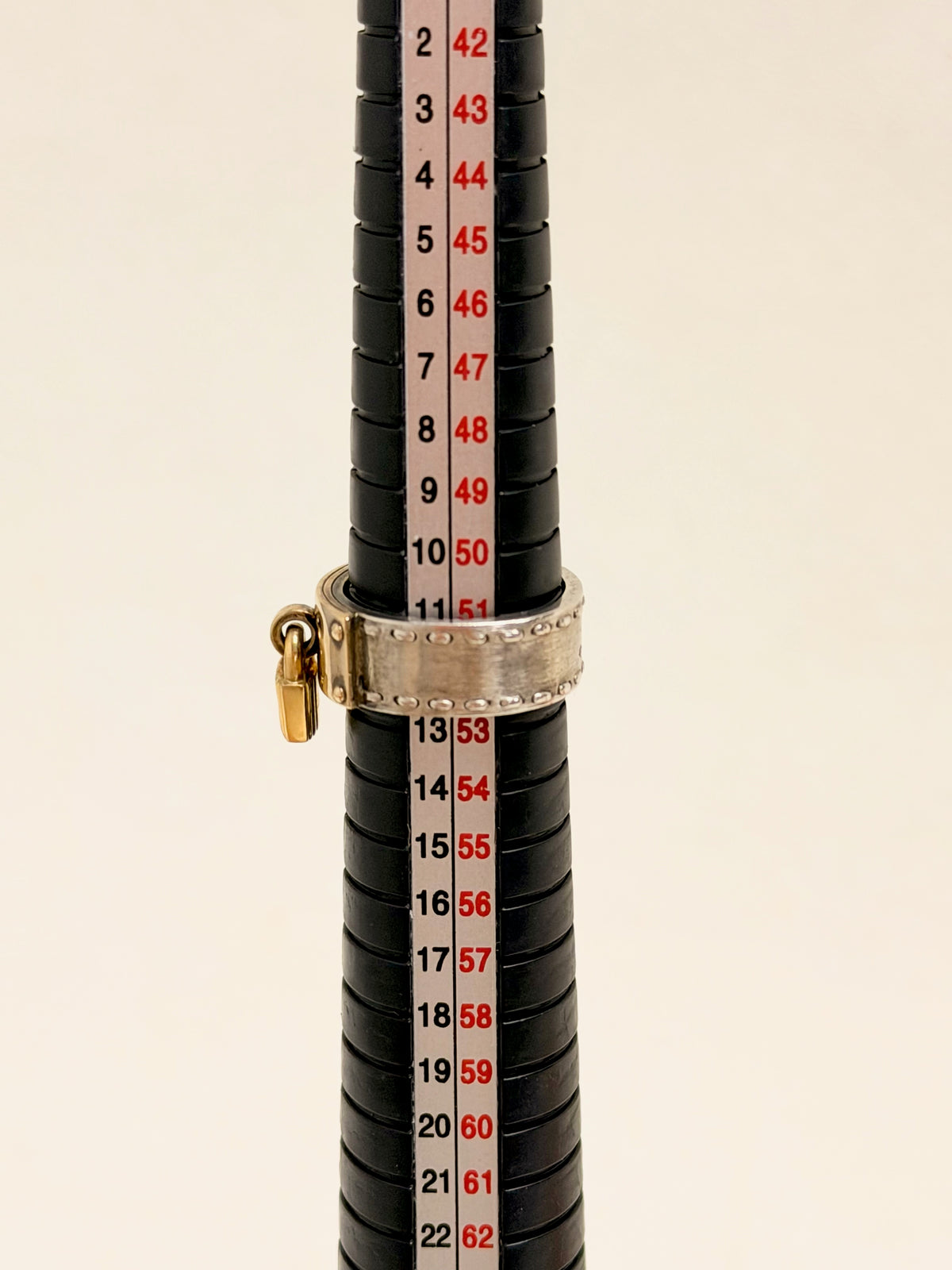 HERMÈS Bague Kelly Cadenas