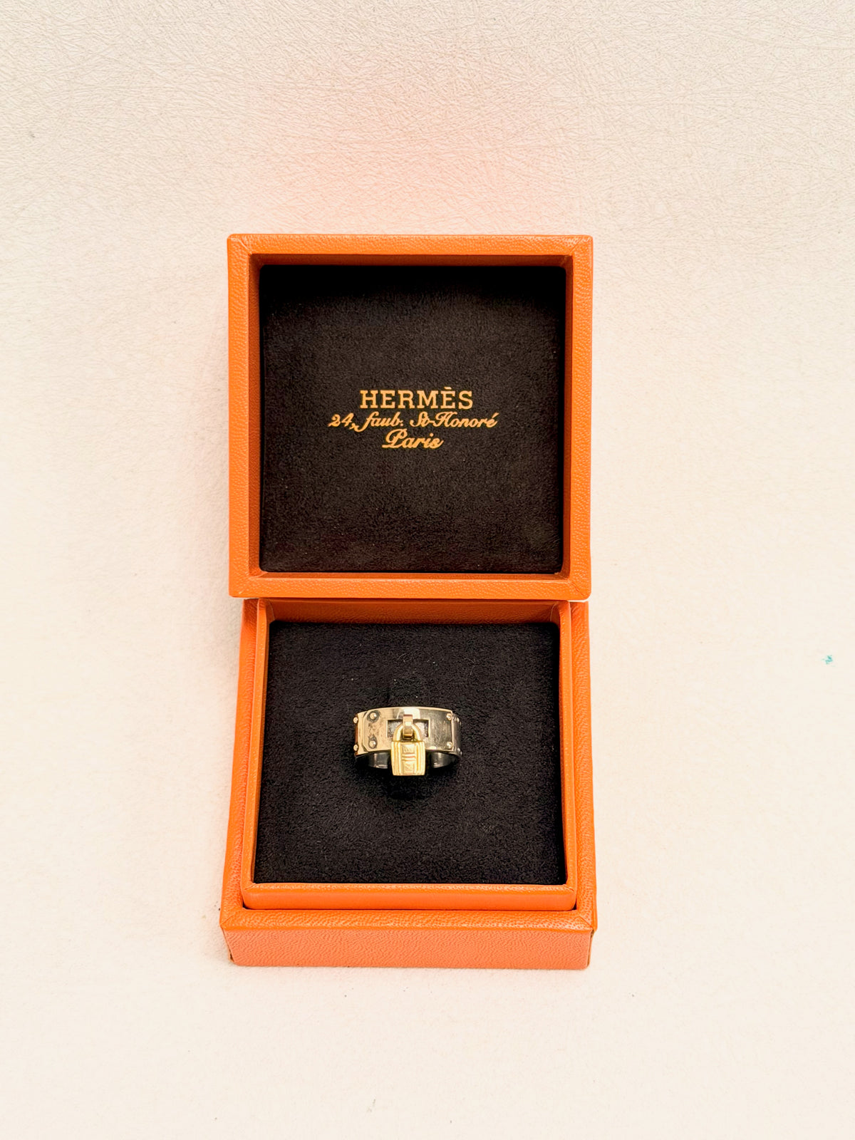 HERMÈS Bague Kelly Cadenas