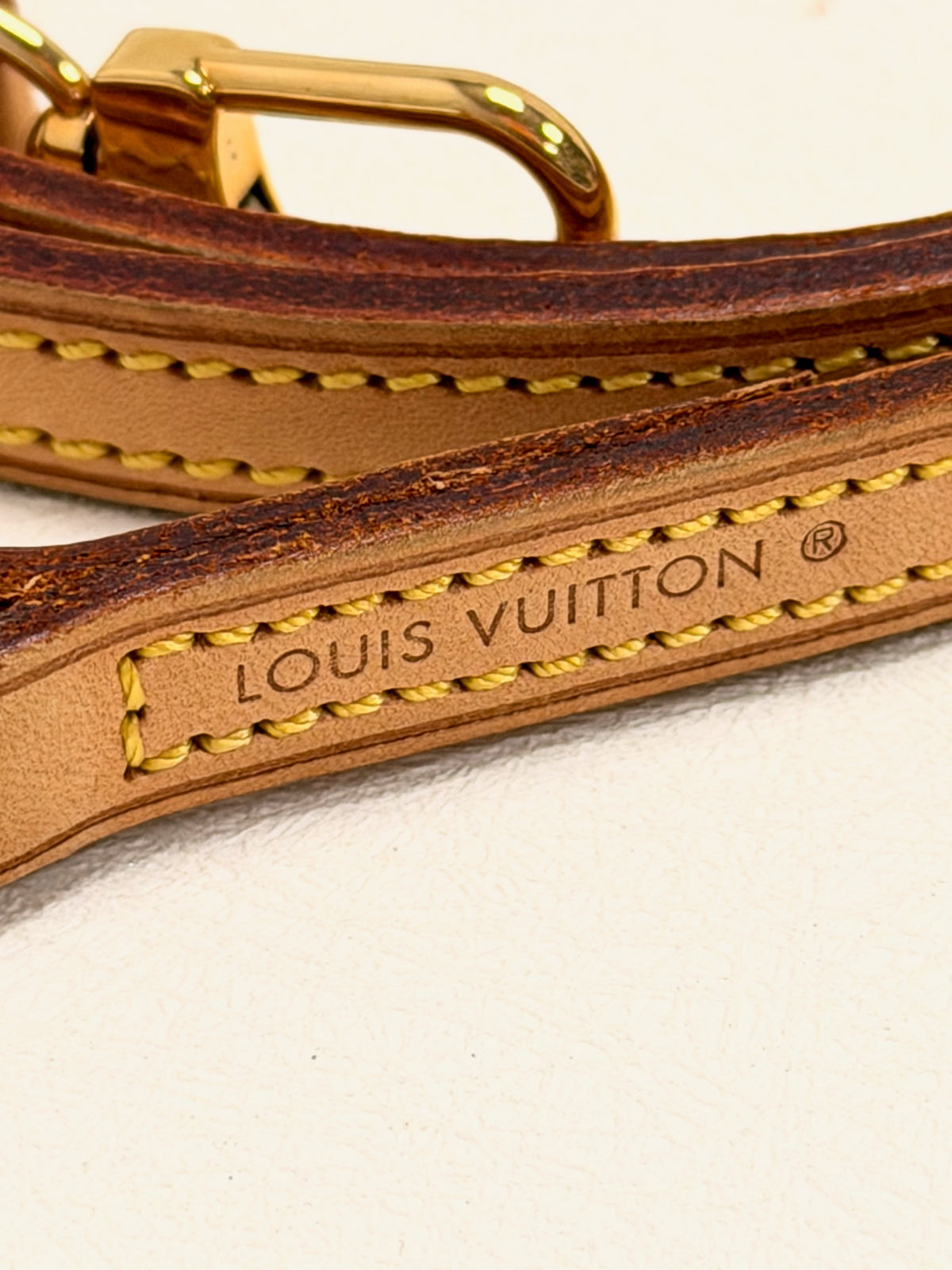 LOUIS VUITTON Bandoulière