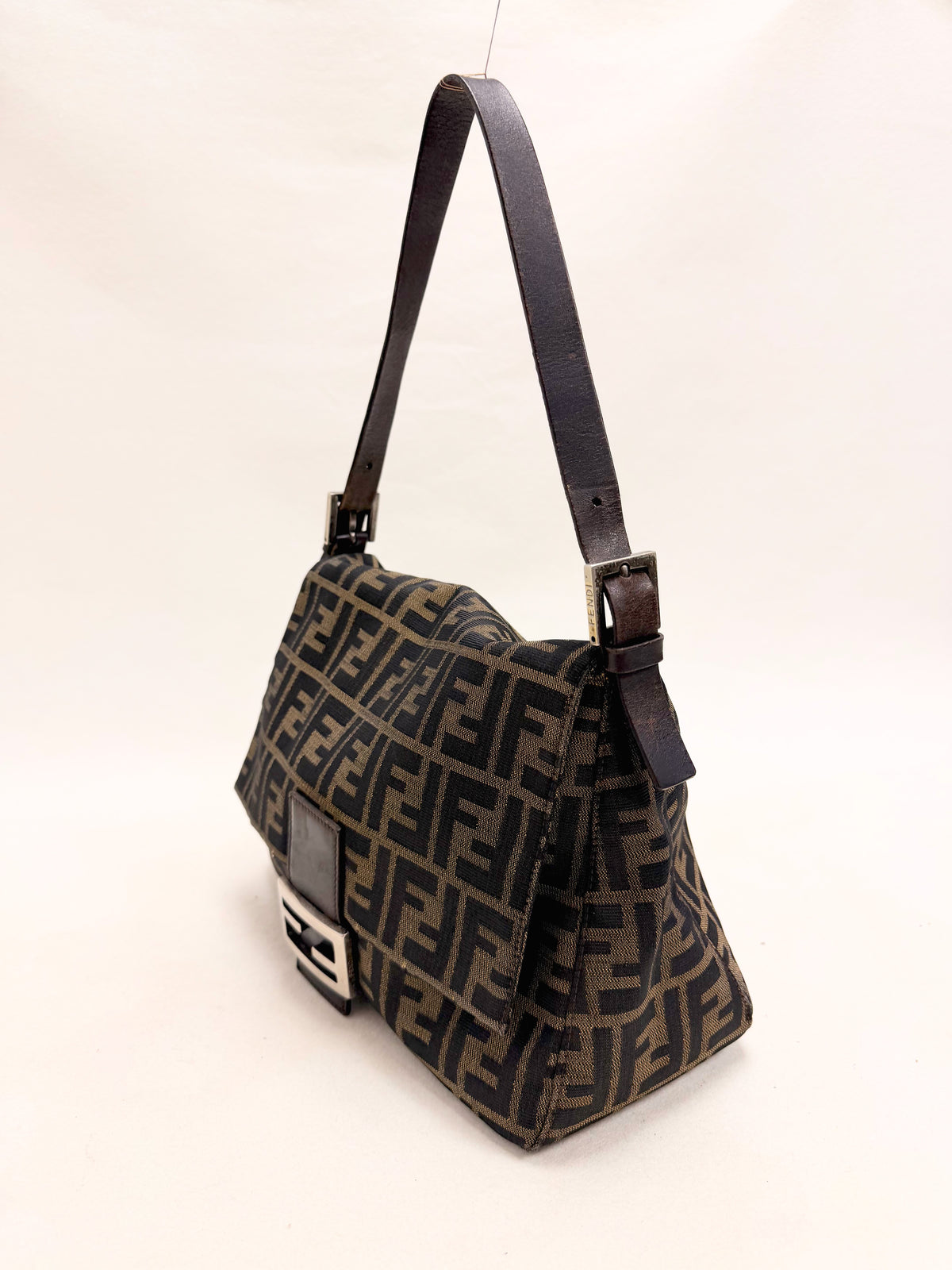 FENDI Sac Mamma Baguette Zucca