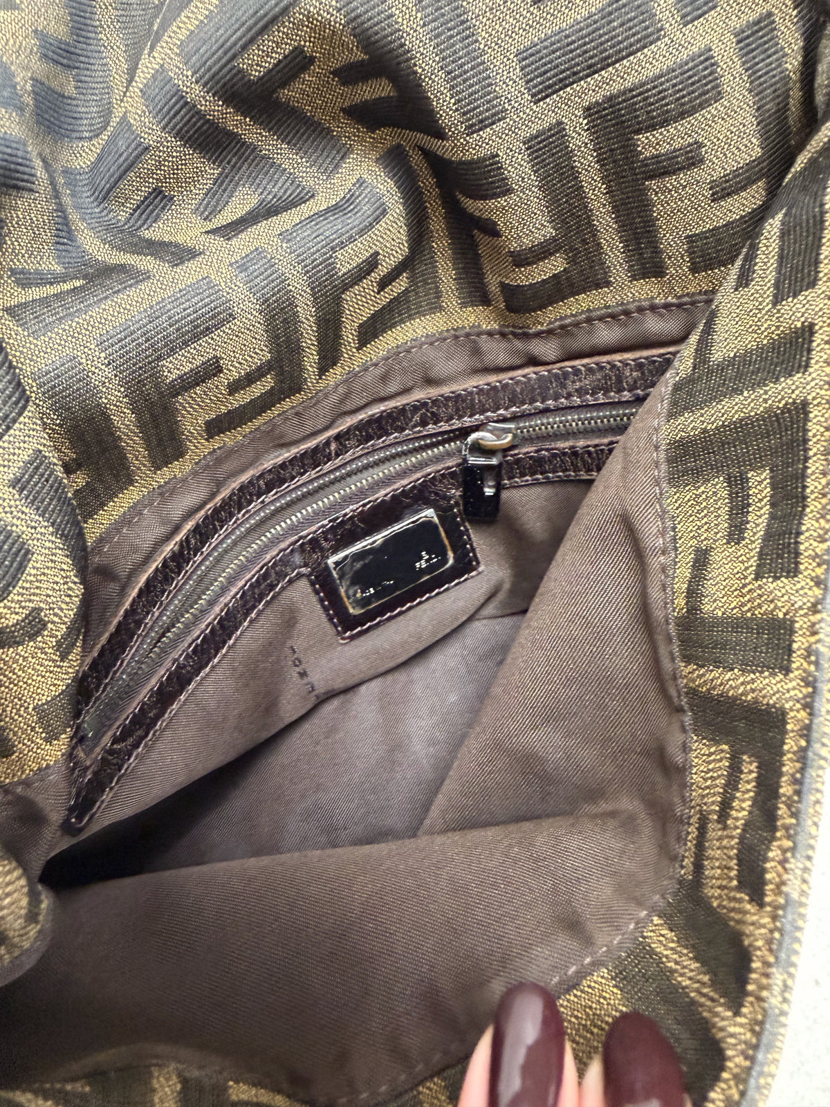 FENDI Sac Mamma Baguette Zucca