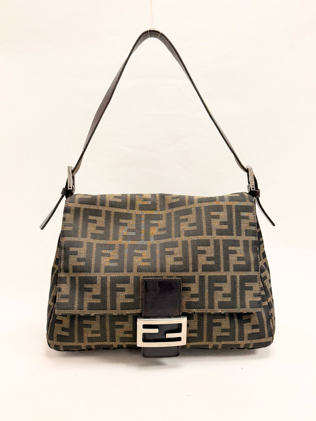 FENDI Sac Mamma Baguette Zucca