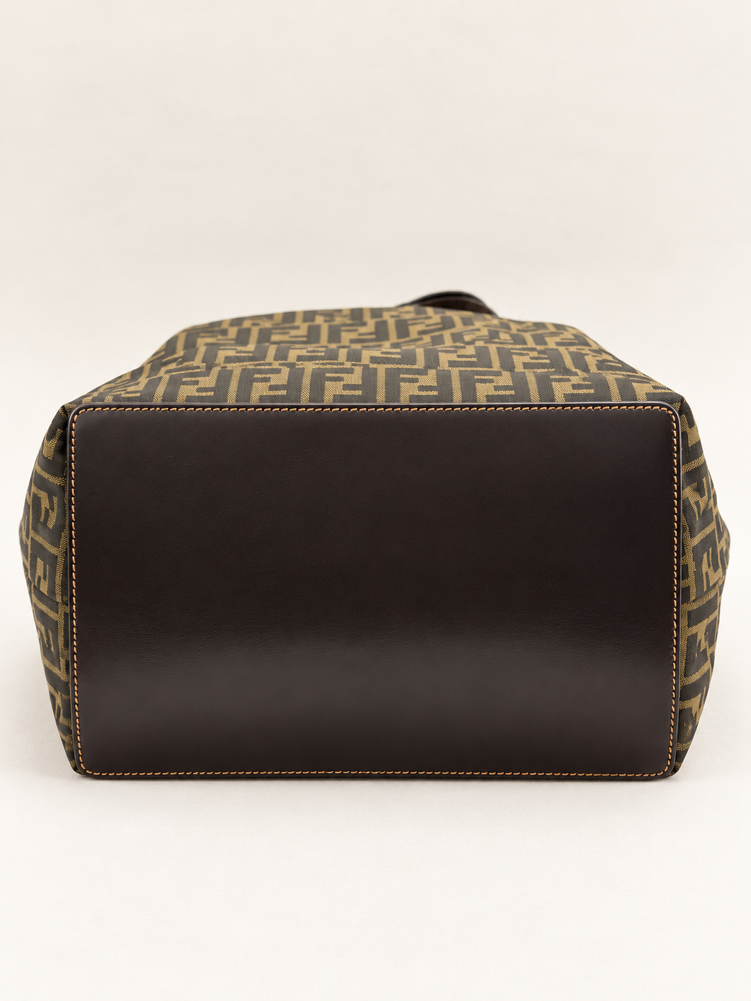 FENDI Sac cabas Zucca