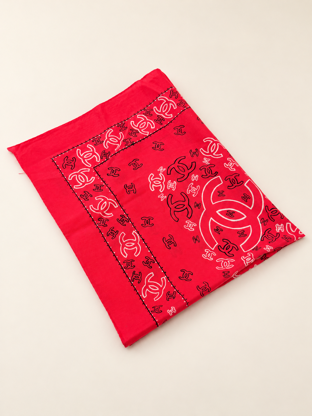 CHANEL Foulard Bandana