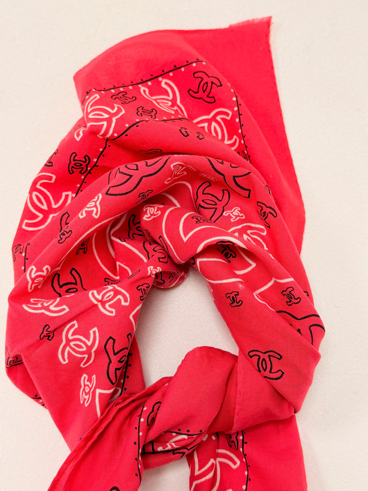 CHANEL Foulard Bandana