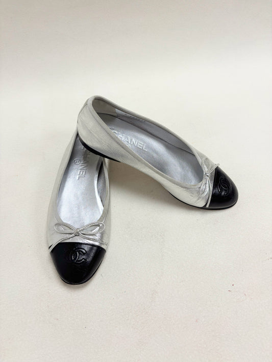 CHANEL Ballerines Argent