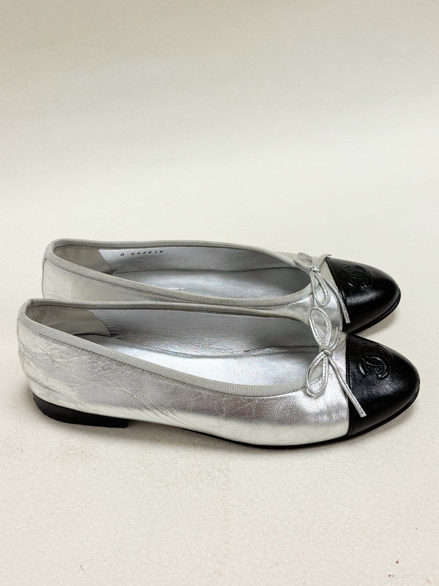 CHANEL Ballerines Argent