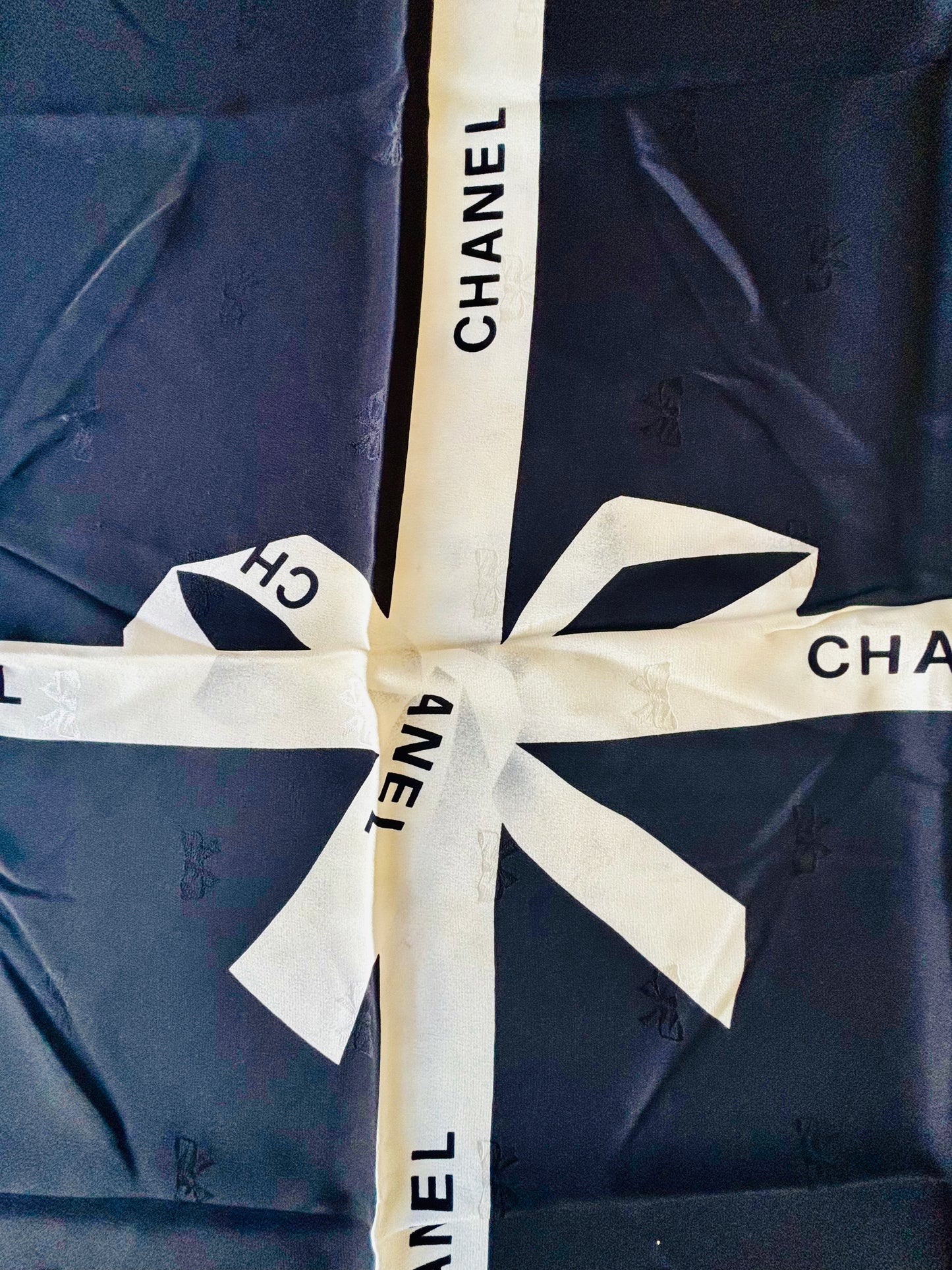 CHANEL Foulard en soie