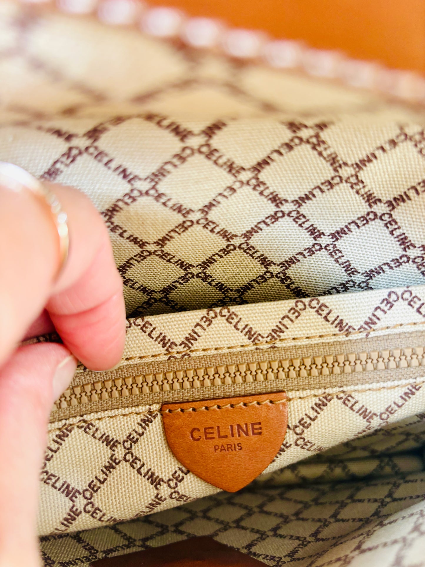 CÉLINE Pochette Triomphe