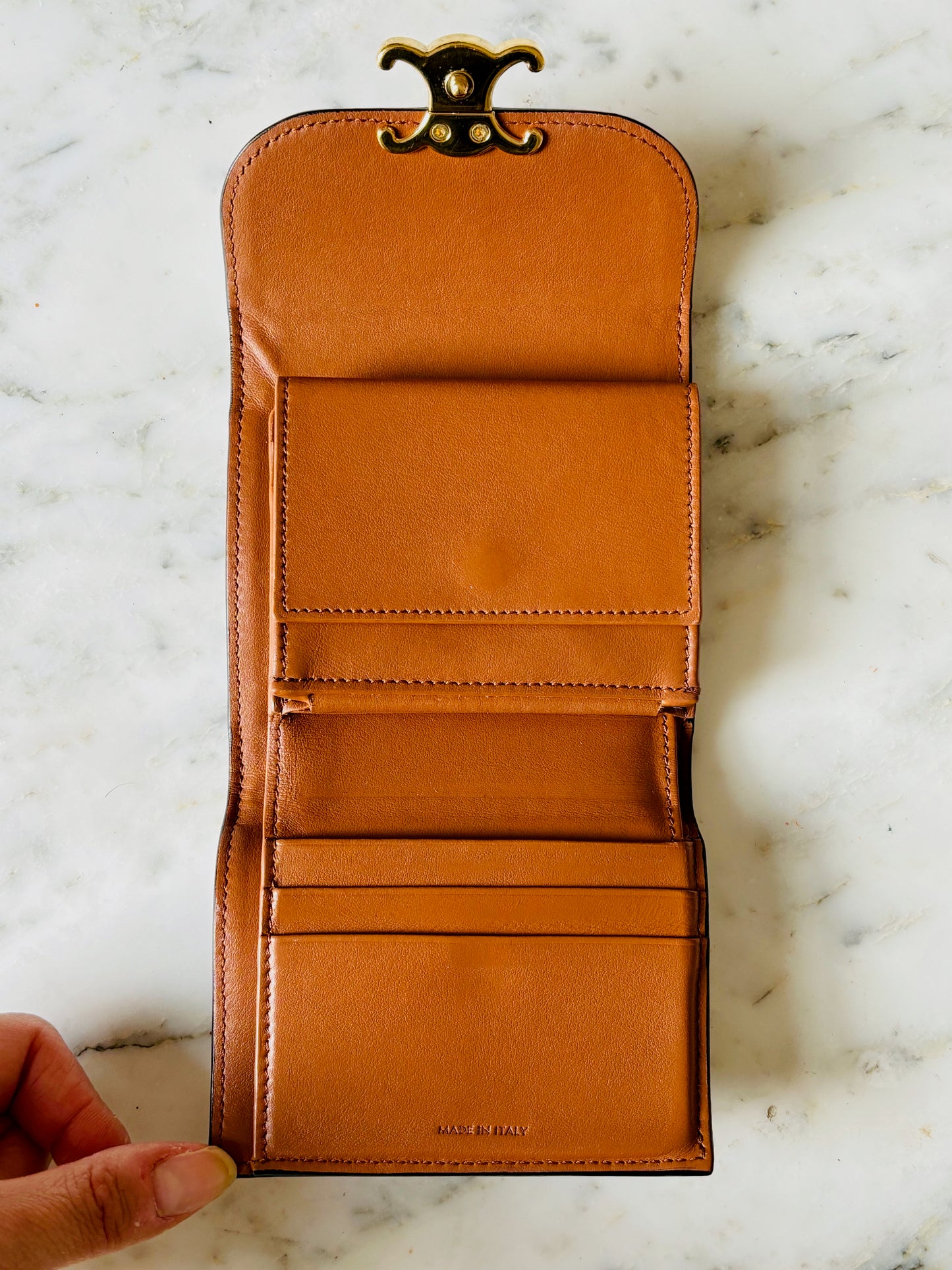CÉLINE Portefeuille Triomphe