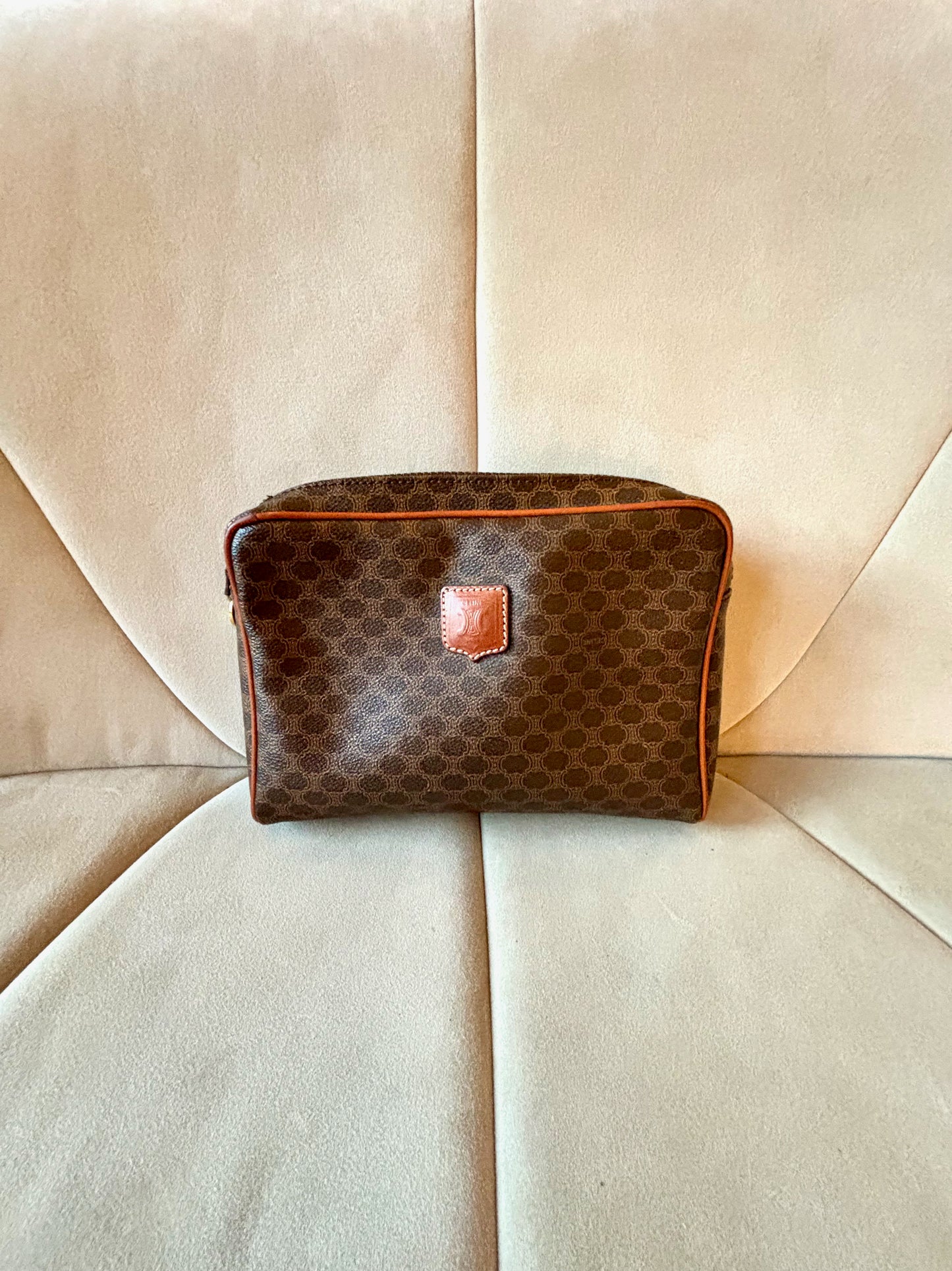 CÉLINE Pochette Triomphe
