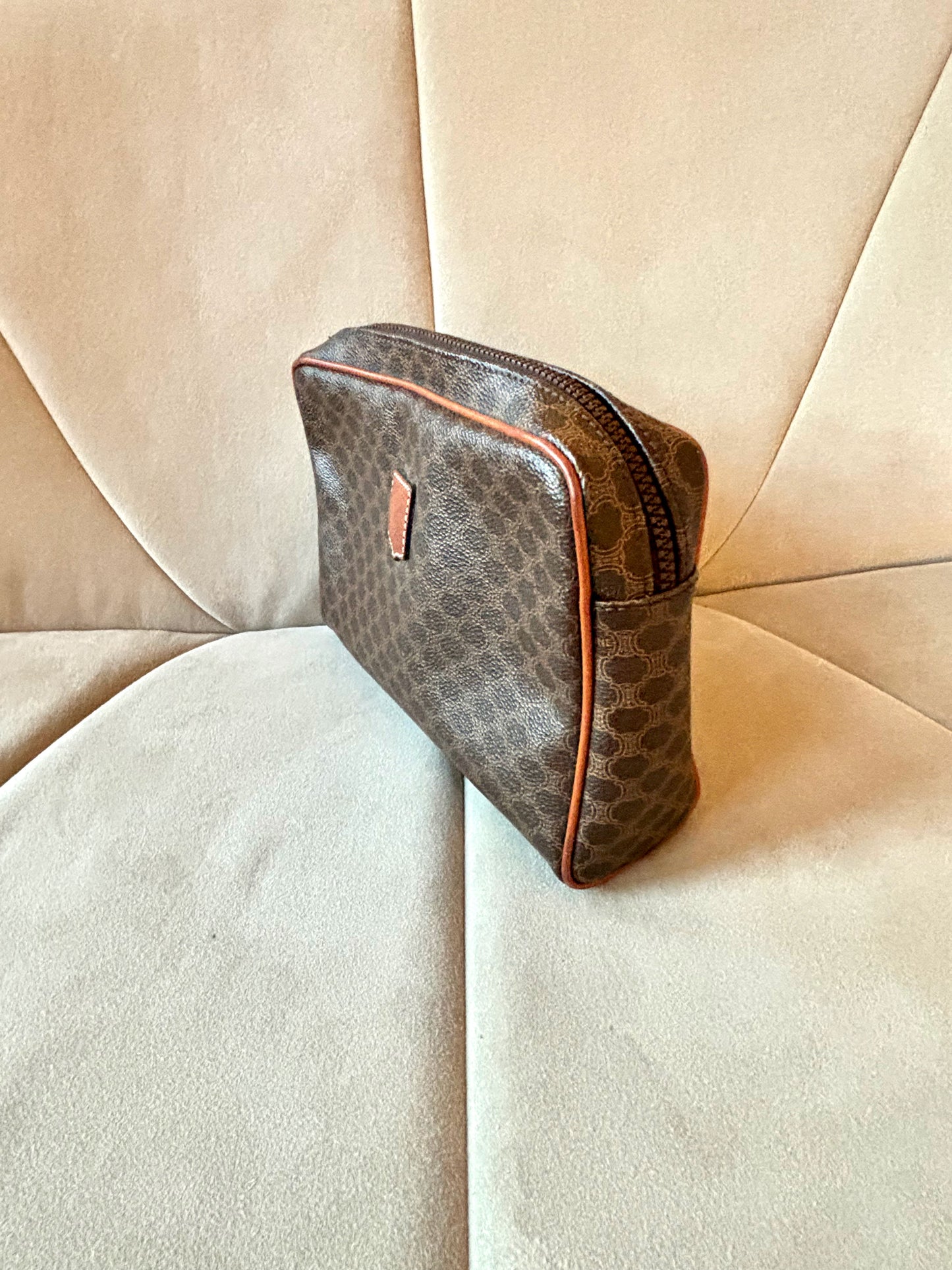 CÉLINE Pochette Triomphe