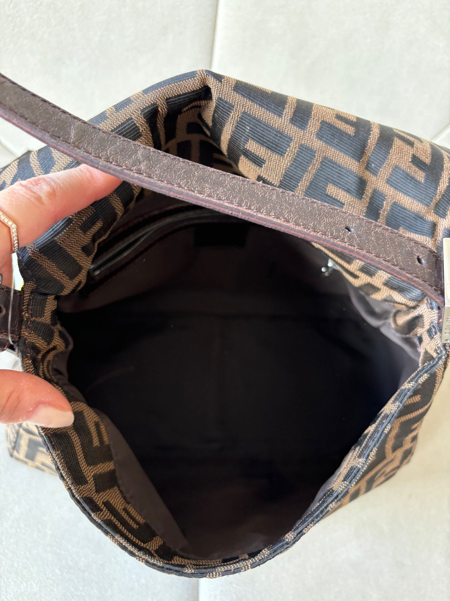 FENDI Sac Mamma Baguette