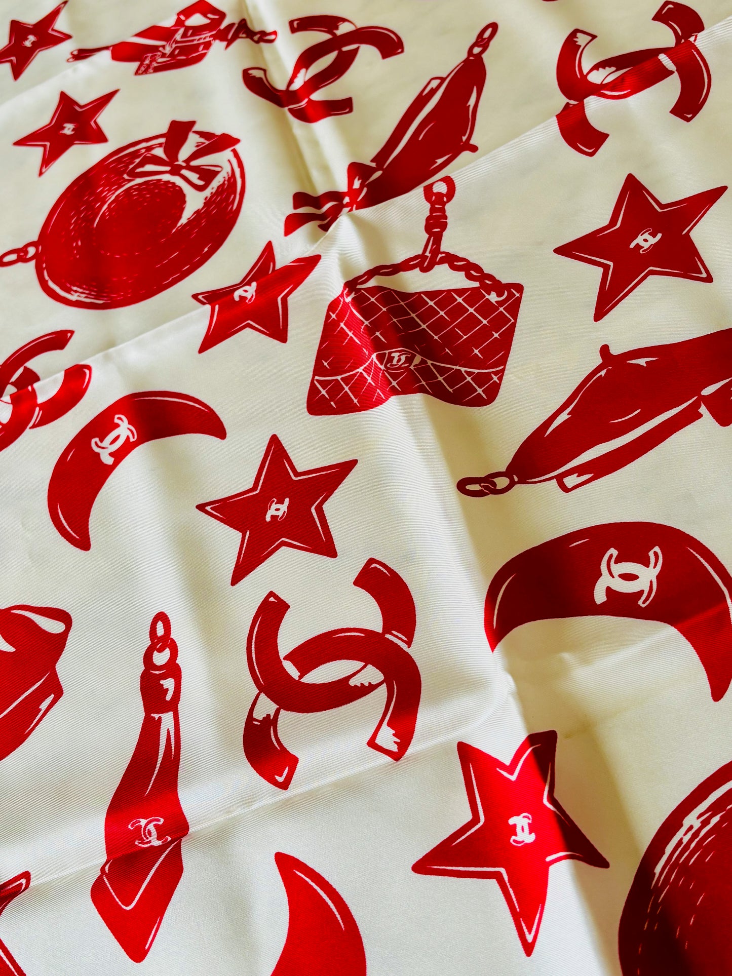 CHANEL Foulard en soie