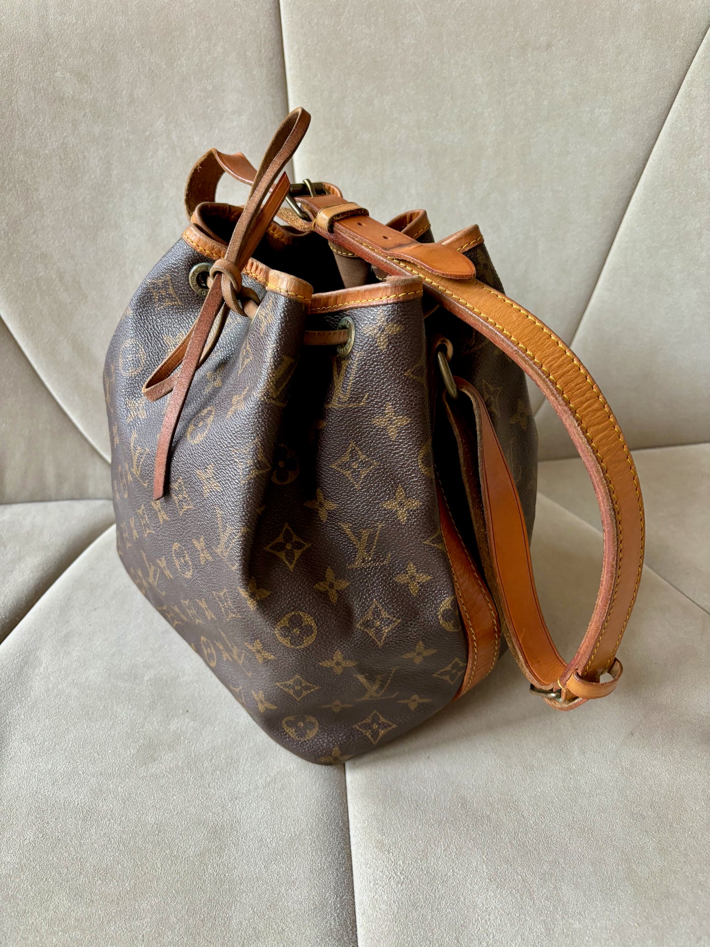 LOUIS VUITTON Sac Noé