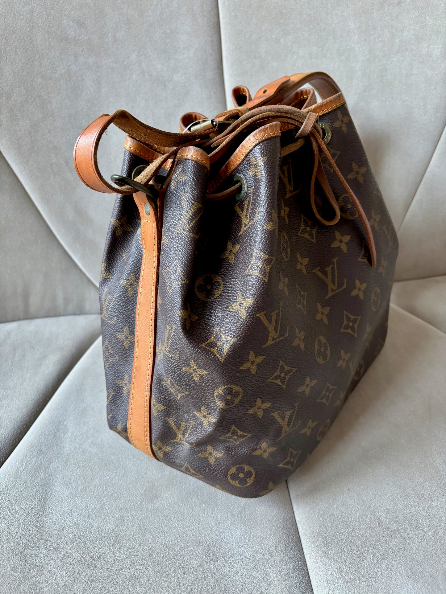 LOUIS VUITTON Sac Noé