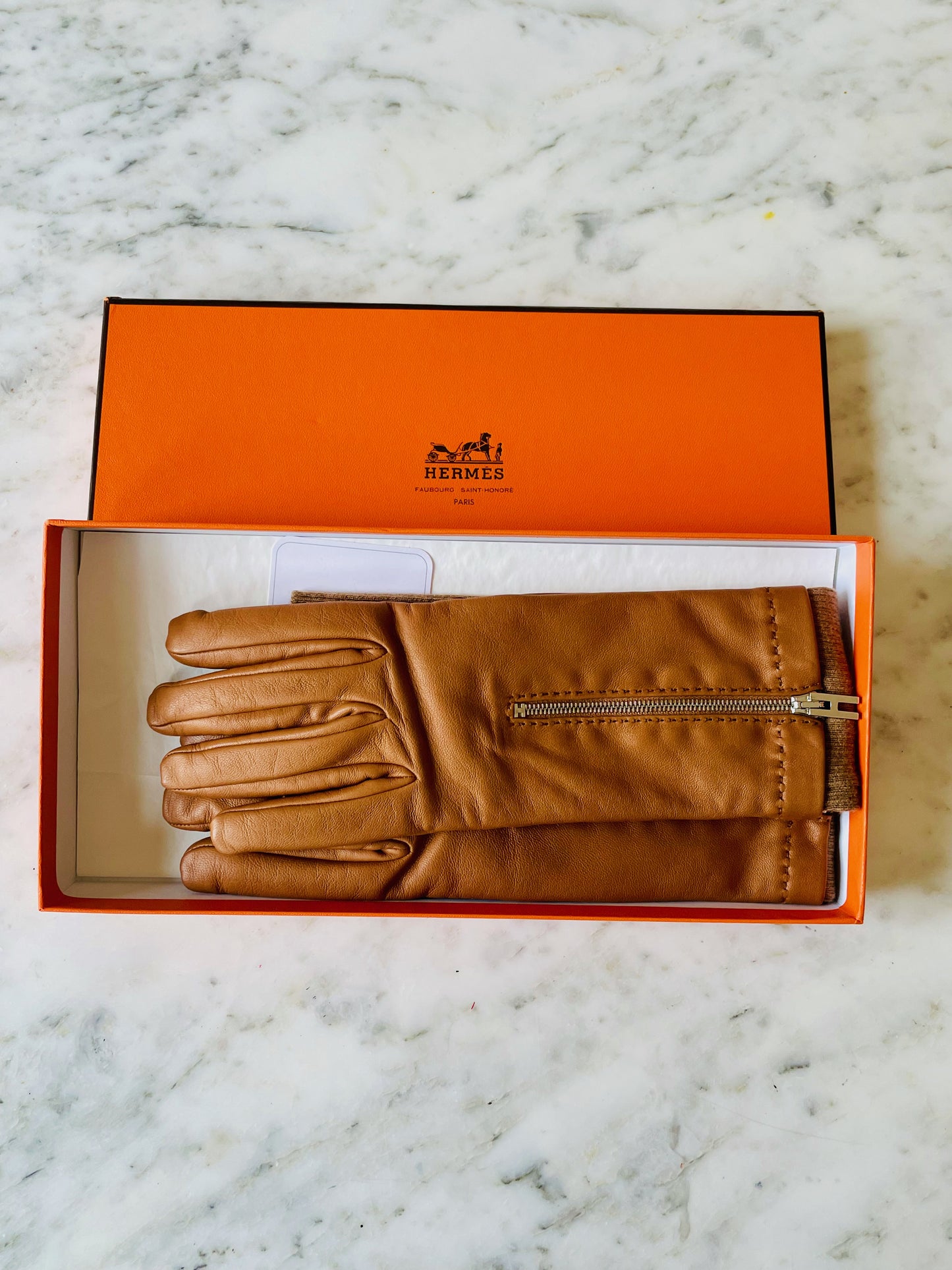 HERMÈS Gants en cuir